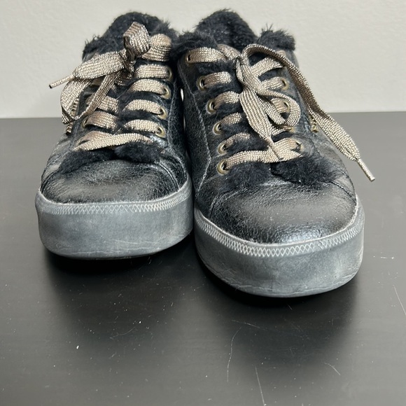 Bugatti Kelli Faux Fur-Lined Platform Sneakers Black w Gold Details Size 6.5 - Picture 10 of 12